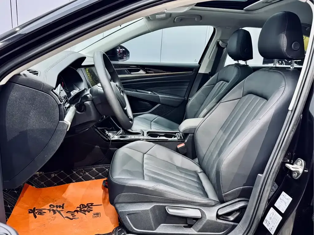 Volkswagen Passat — фото 2