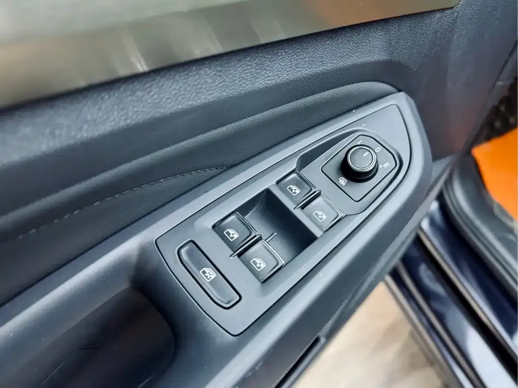 Volkswagen Passat — фото 4