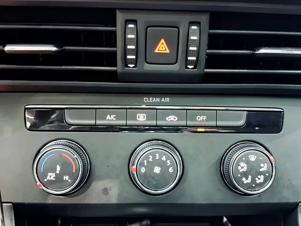 Volkswagen Passat — фото 8
