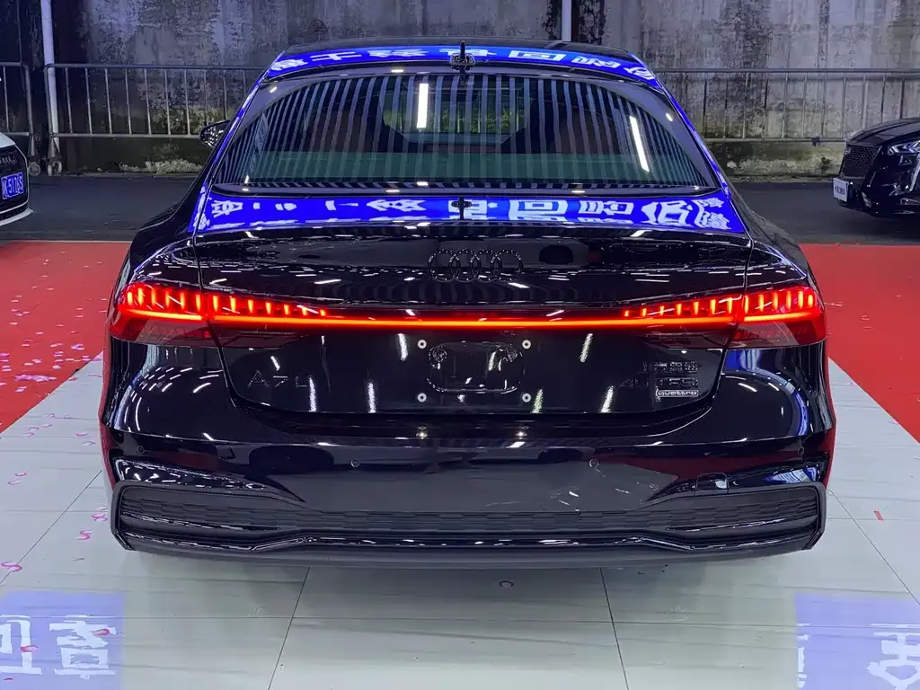 Audi A7L — фото 4