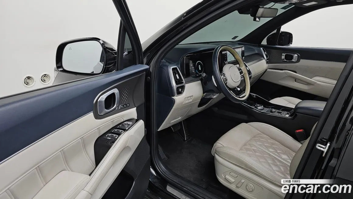 Kia Sorento — фото 10