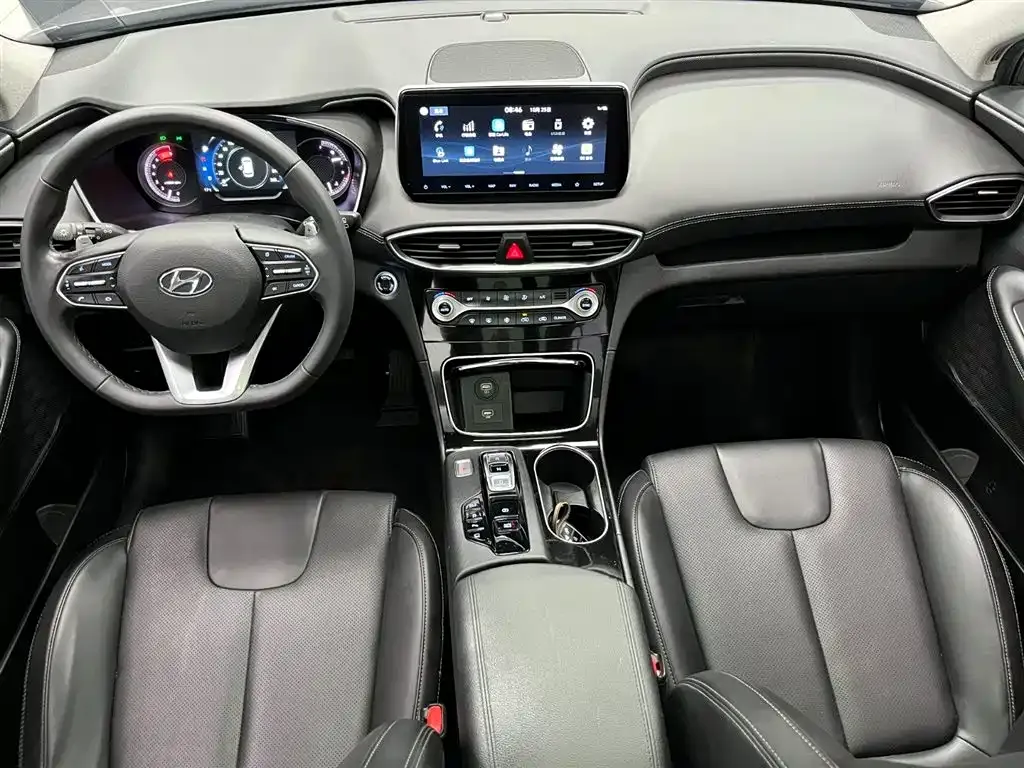 Hyundai Santa Fe — фото 2