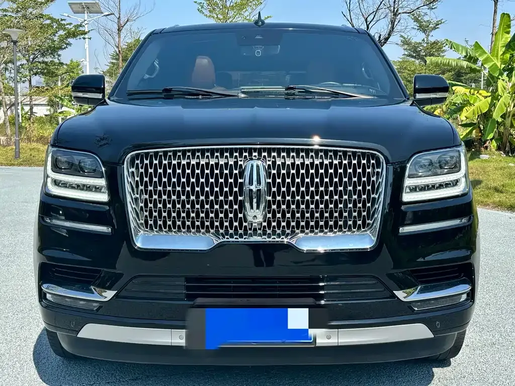 Lincoln Navigator — фото 2
