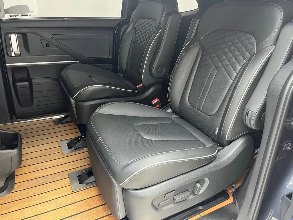 Hyundai Custo — фото 10