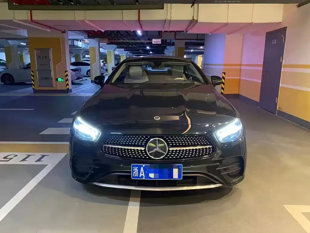 Mercedes-Benz E-Class (Import) — фото 2