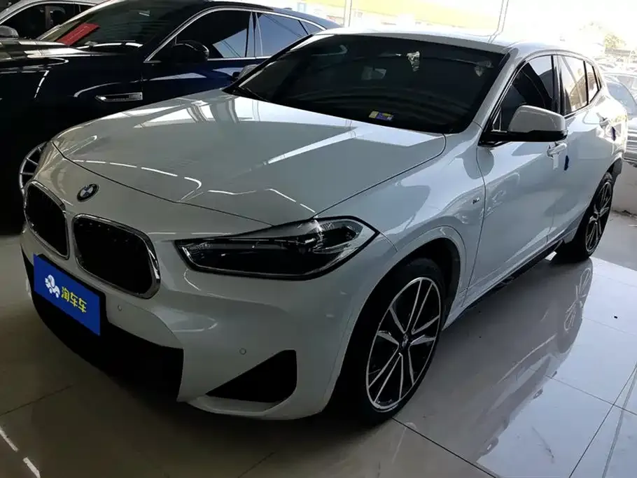 BMW X2 — фото 1