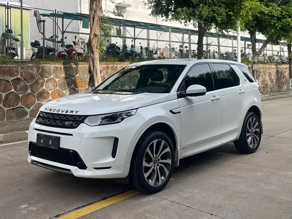 Land Rover Discovery Sport — фото 1