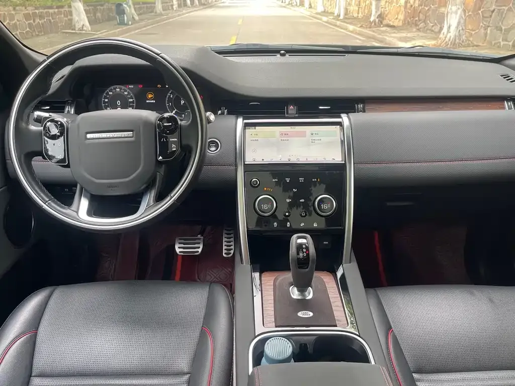 Land Rover Discovery Sport — фото 10