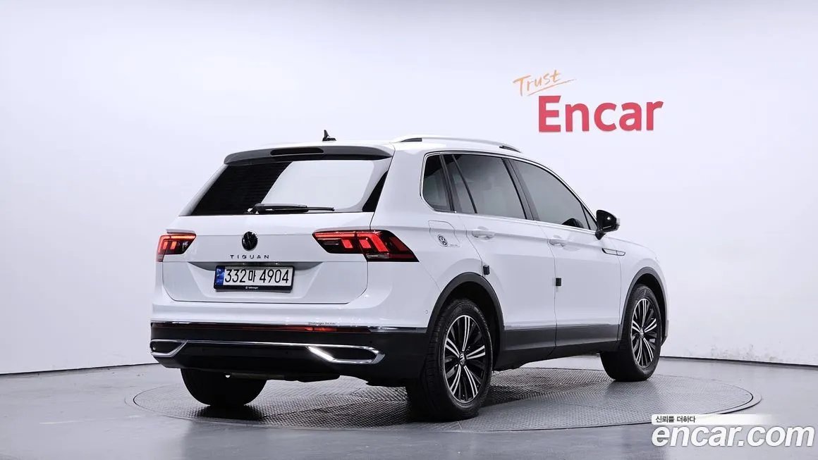 Volkswagen Tiguan — фото 2