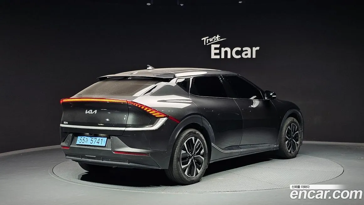 Kia EV6 — фото 2