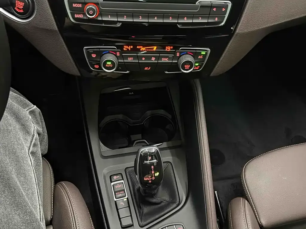 BMW X1 — фото 10