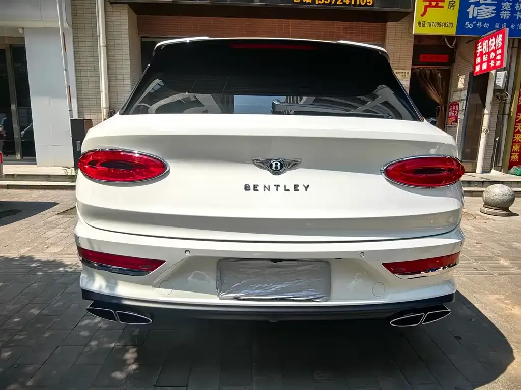 Bentley Bentayga — фото 5