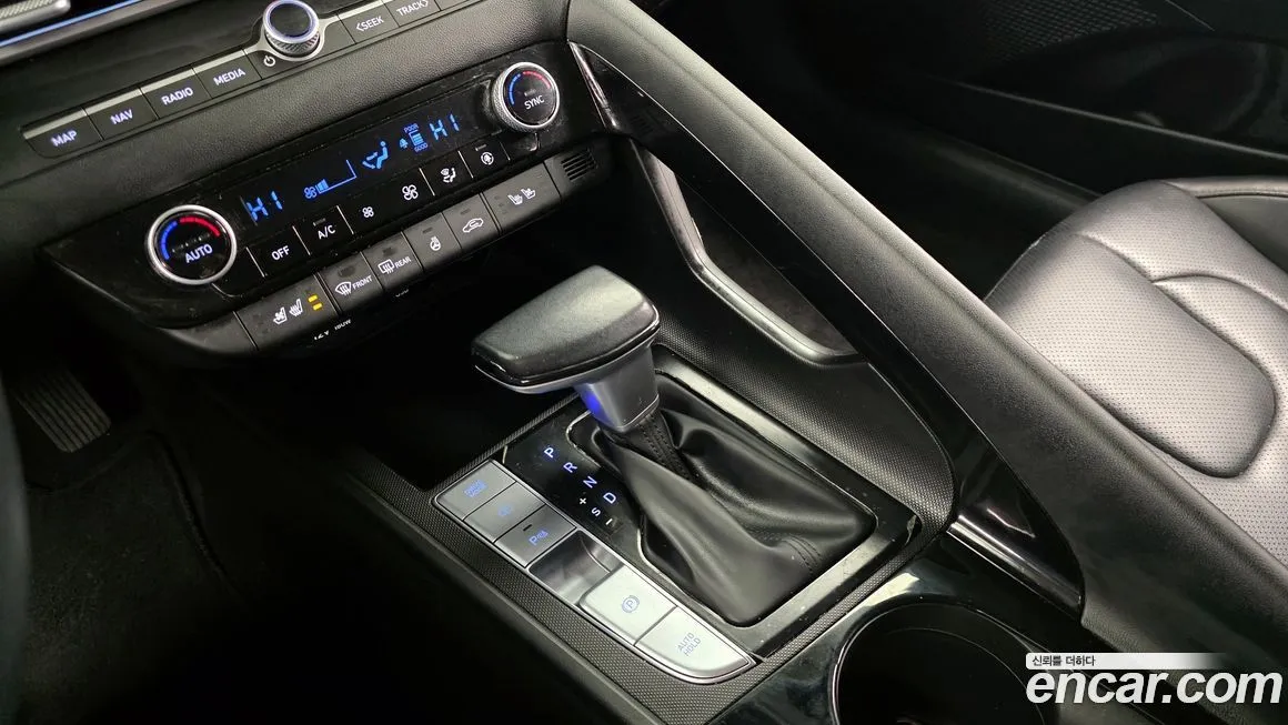 Hyundai AVANTE — фото 9
