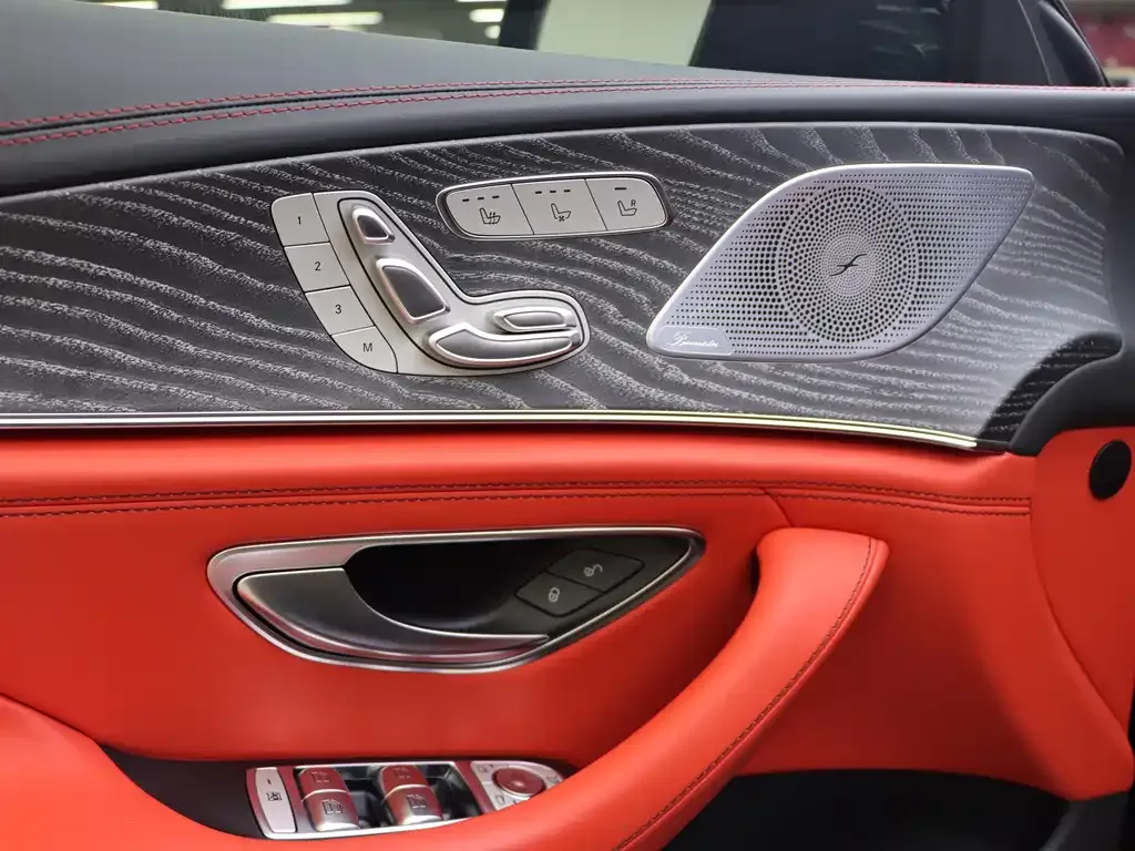 Mercedes-Benz AMG GT — фото 10