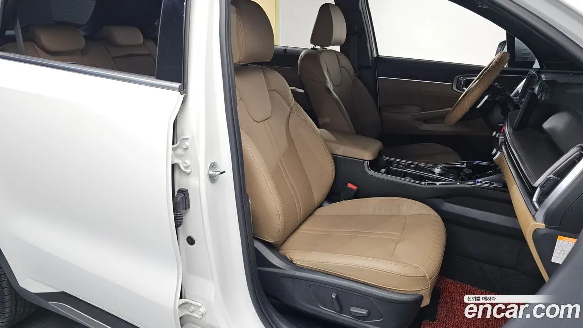 Kia Sorento — фото 10