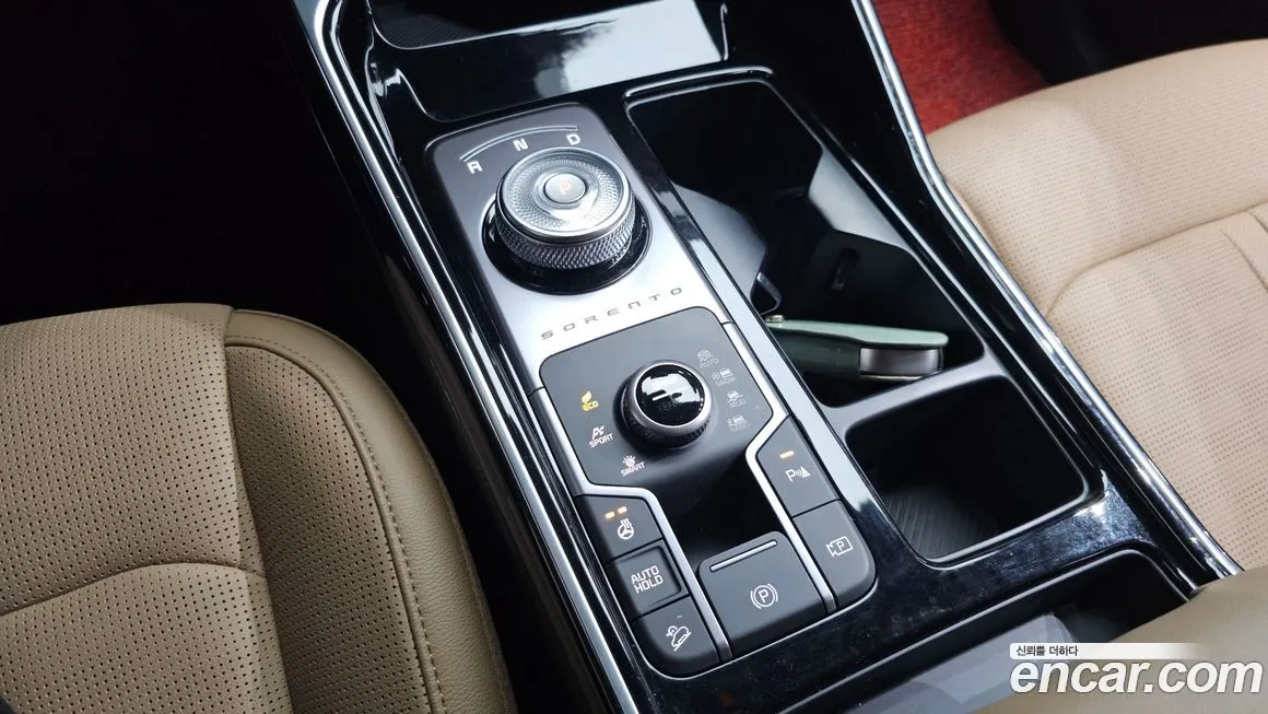 Kia Sorento — фото 9