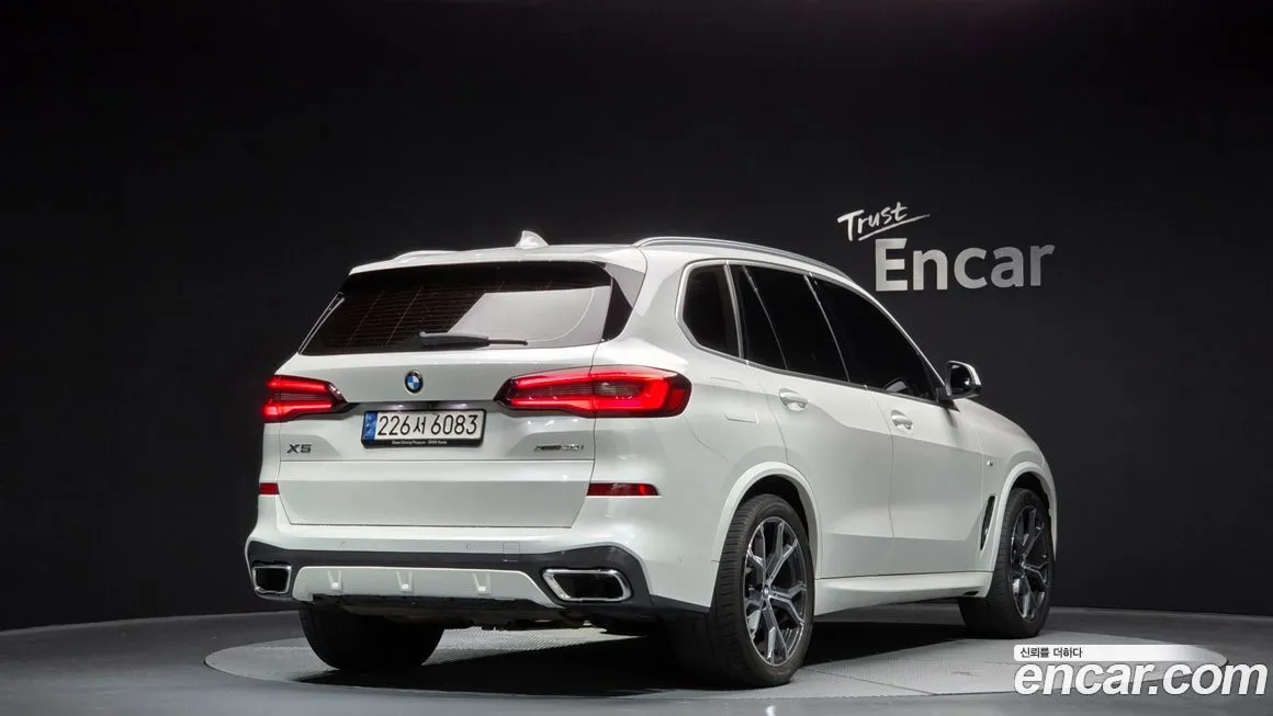 BMW X5 — фото 2
