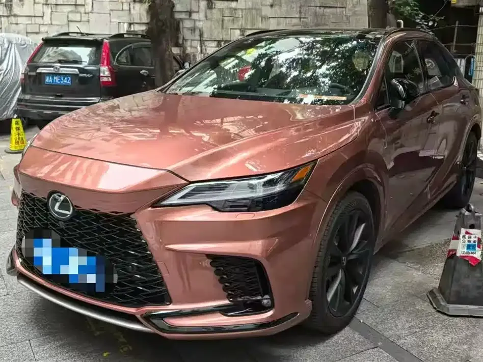 Lexus RX — фото 1