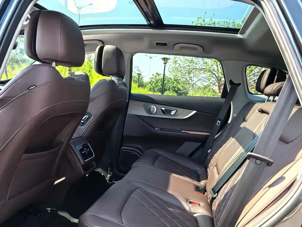 Chery Tiggo 8 PRO — фото 6