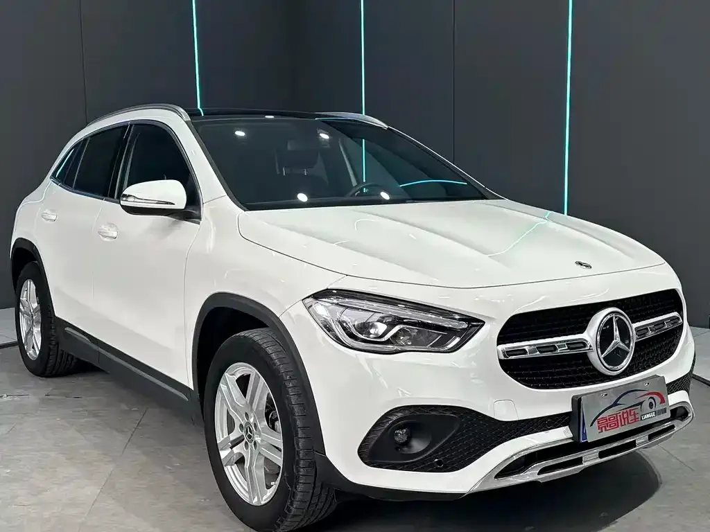 Mercedes-Benz GLA — фото 3
