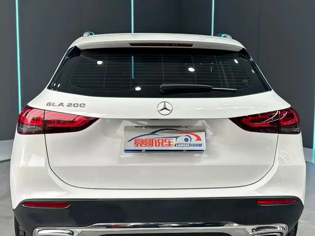Mercedes-Benz GLA — фото 7