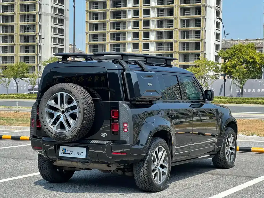 Land Rover Defender — фото 5