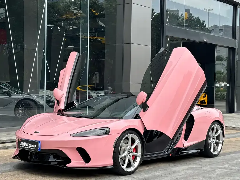 McLaren GT — фото 1