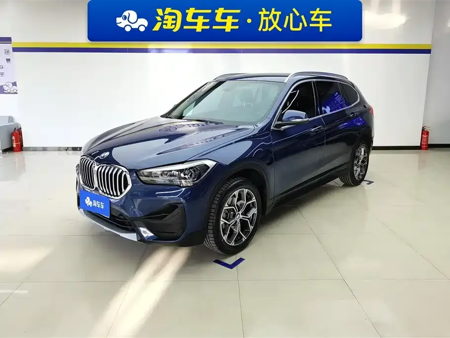 BMW X1 — фото 1