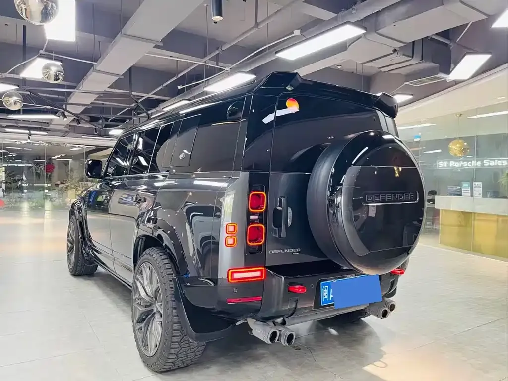 Land Rover Defender — фото 3