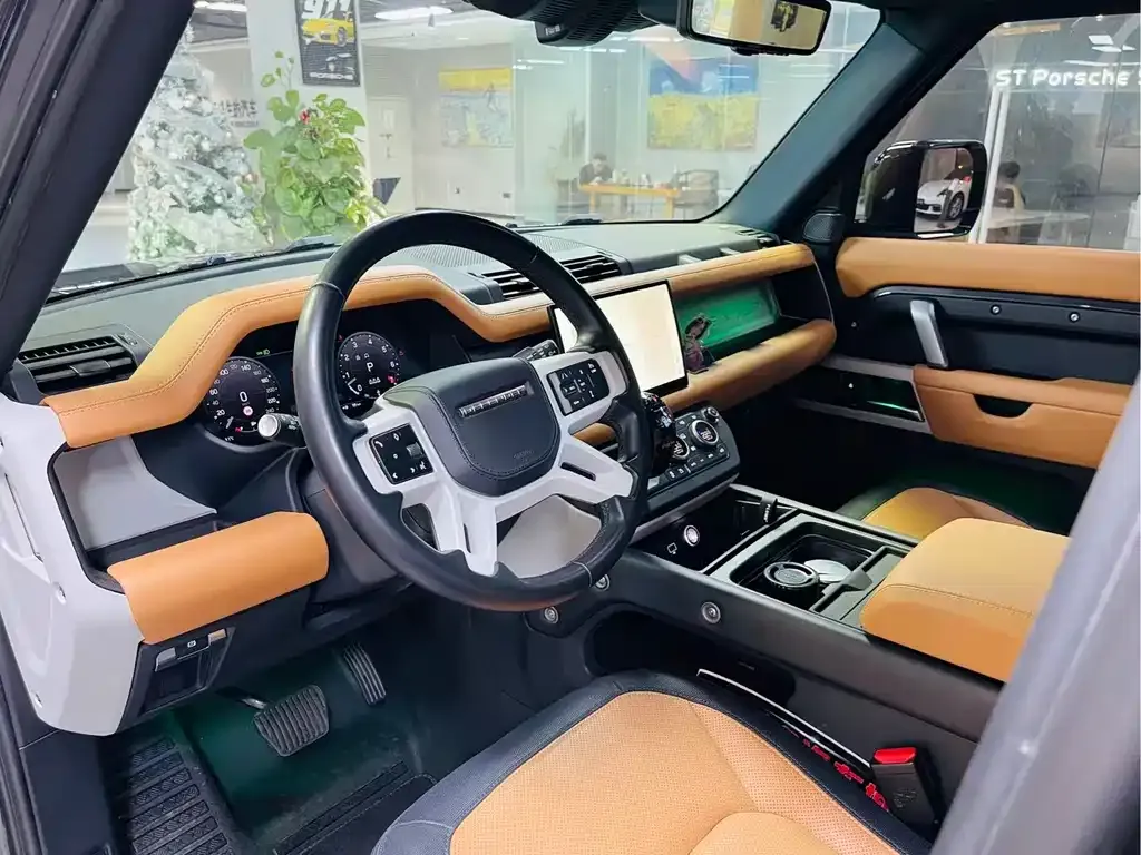 Land Rover Defender — фото 4