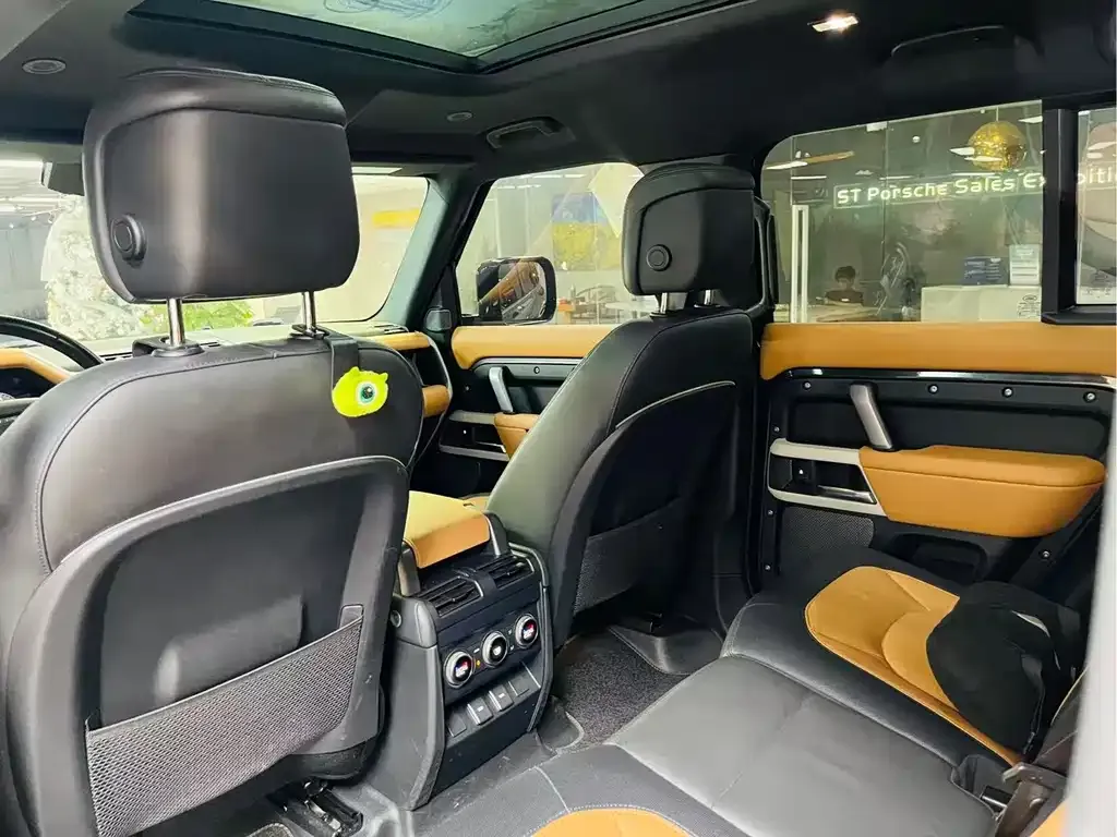 Land Rover Defender — фото 5