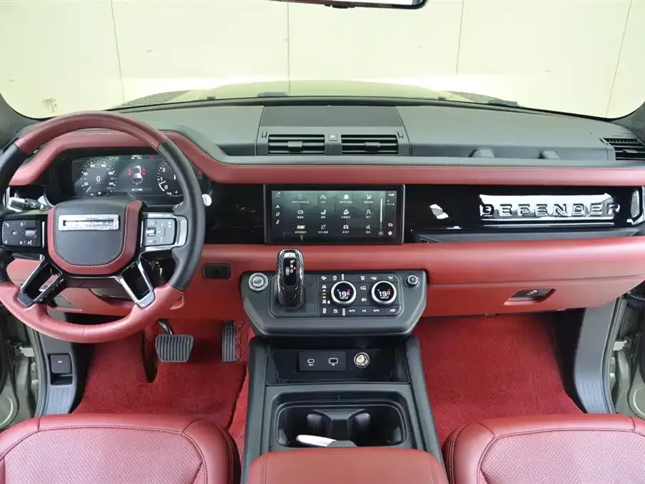 Land Rover Defender — фото 6
