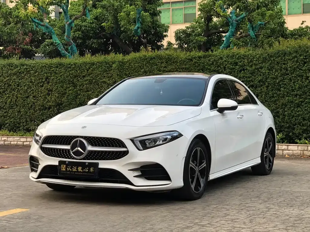 Mercedes-Benz A-Class — фото 1