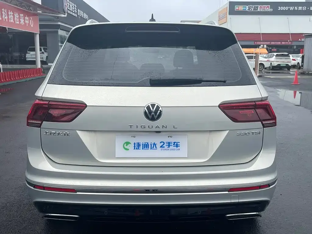 Volkswagen Tiguan L — фото 4