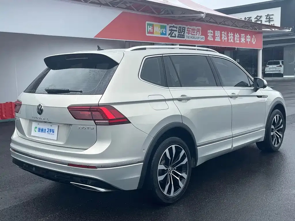 Volkswagen Tiguan L — фото 5