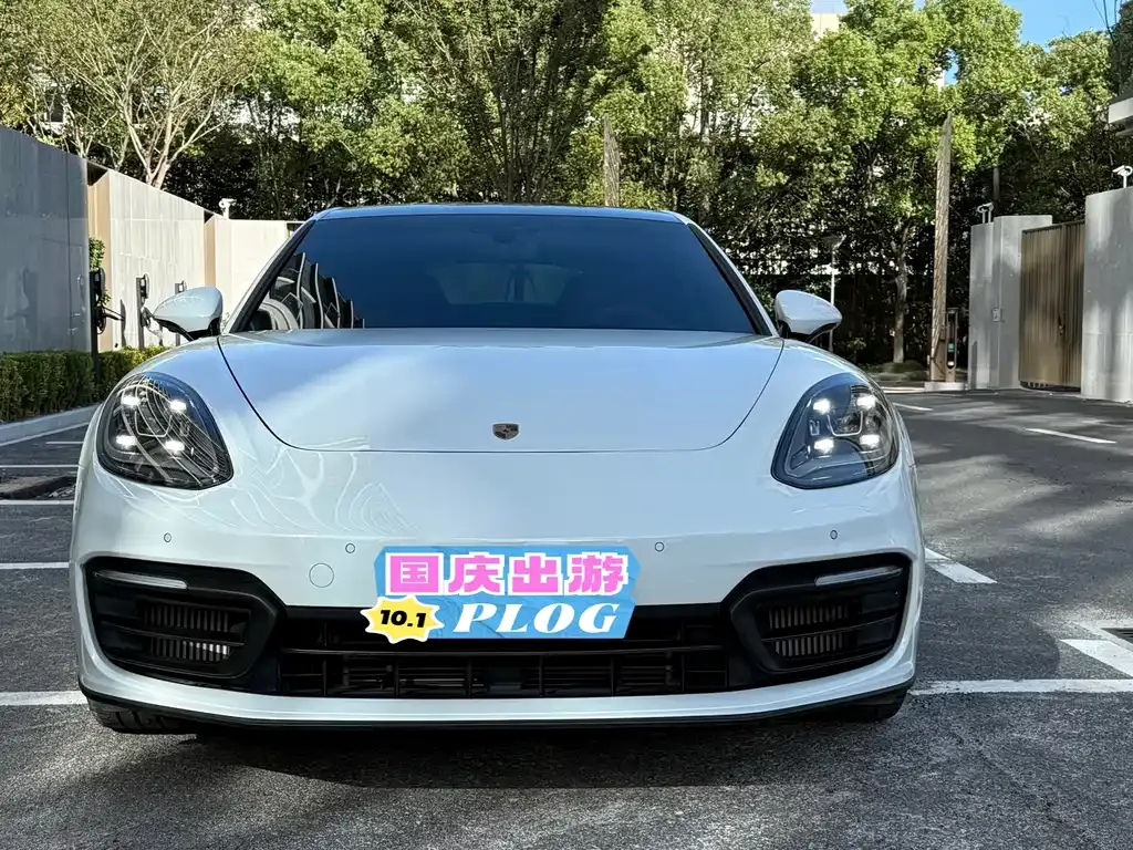 Porsche Panamera — фото 1
