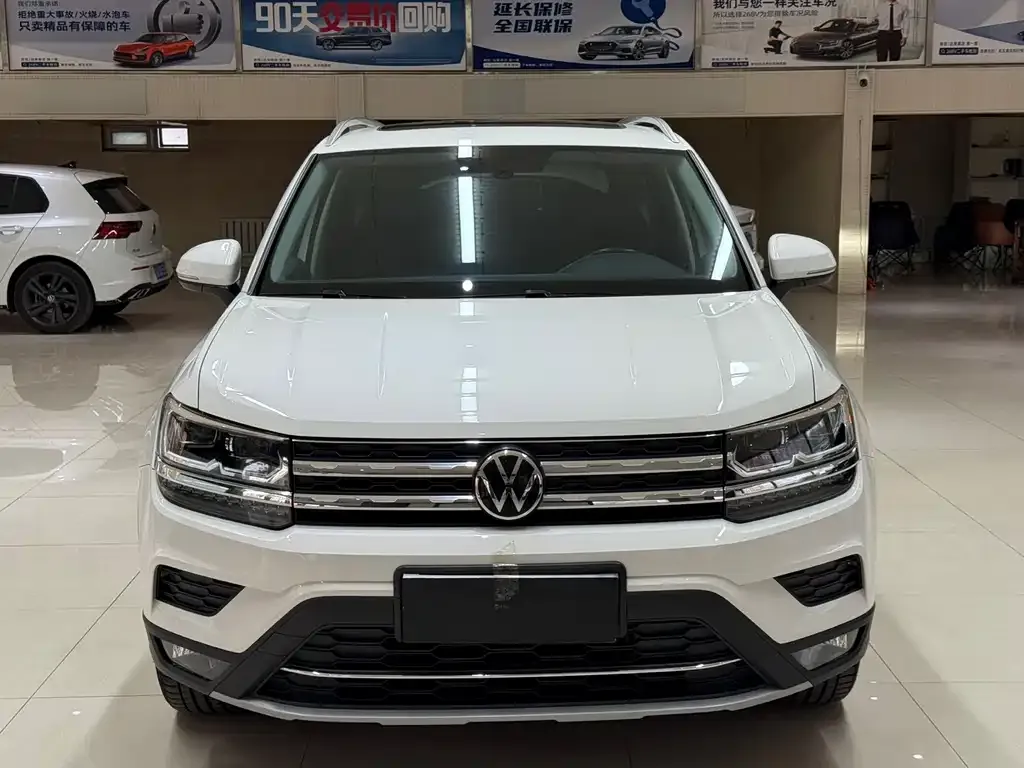 Volkswagen Tharu — фото 2