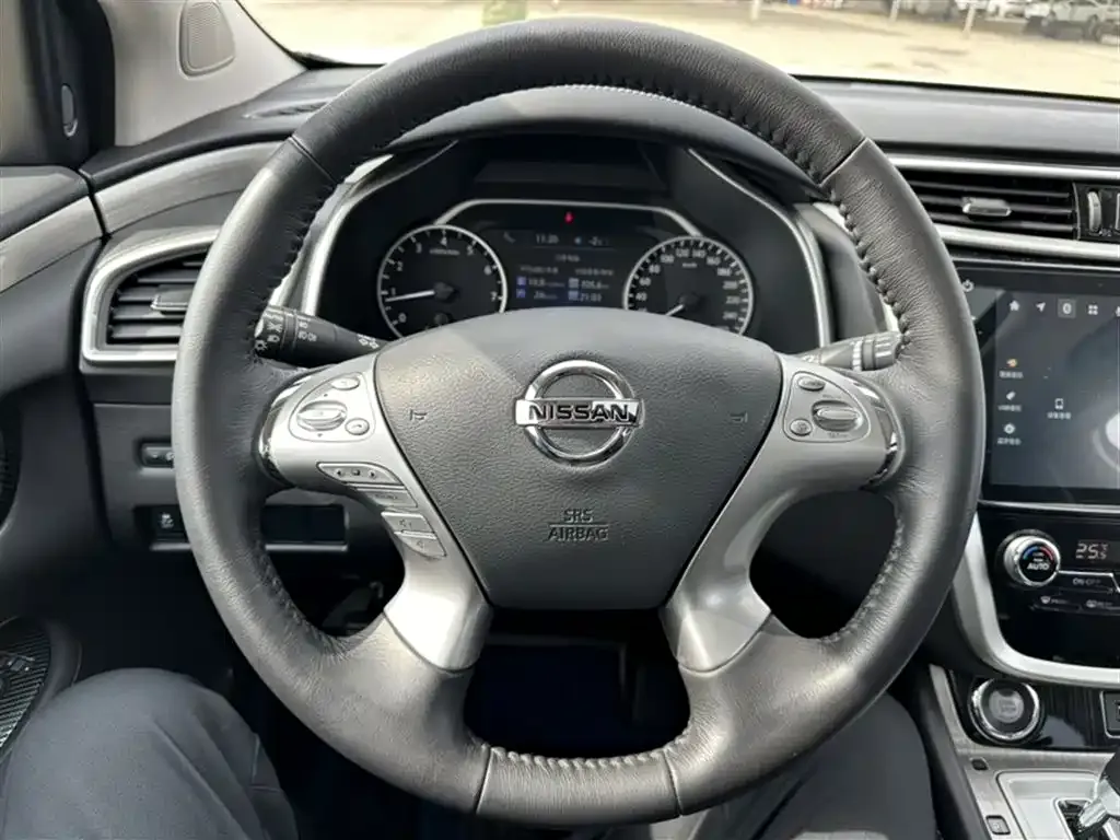 Nissan Murano — фото 5