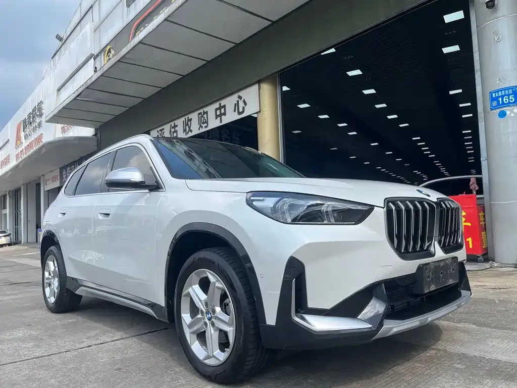 BMW X1 — фото 2