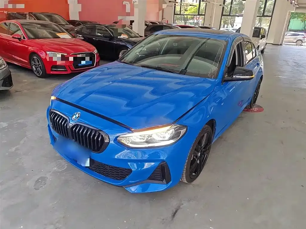 BMW 1 Series — фото 1