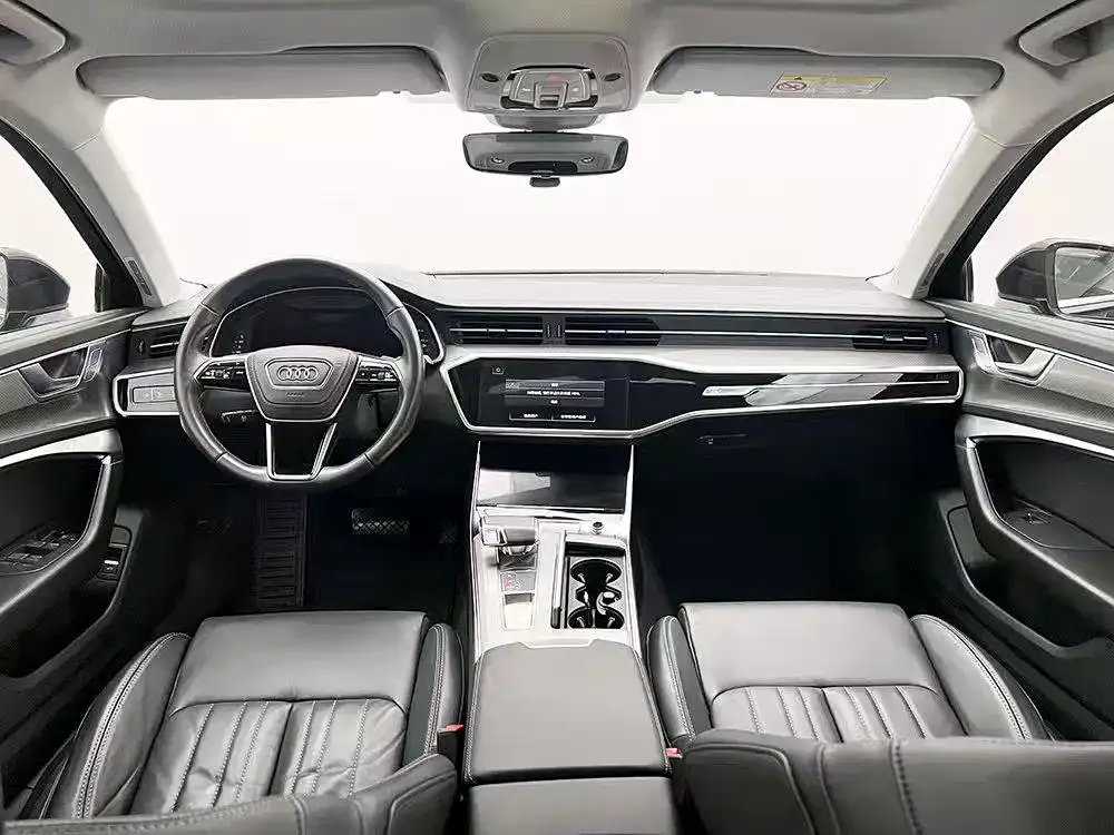 Audi A6L — фото 5