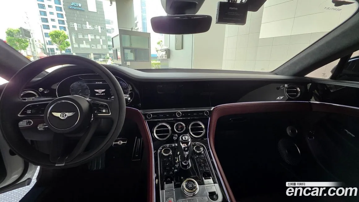 Bentley Continental — фото 10