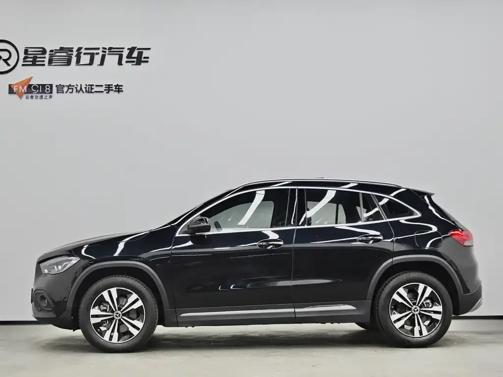Mercedes-Benz GLA — фото 6