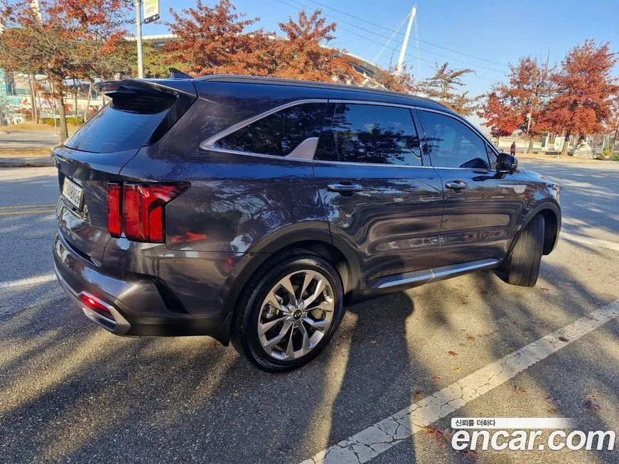 Kia Sorento — фото 4