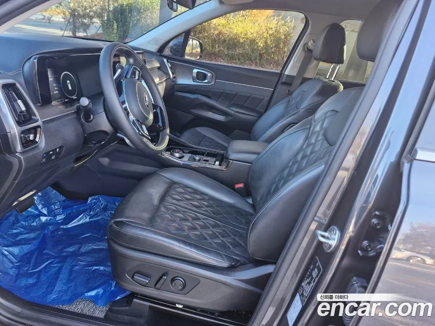 Kia Sorento — фото 6