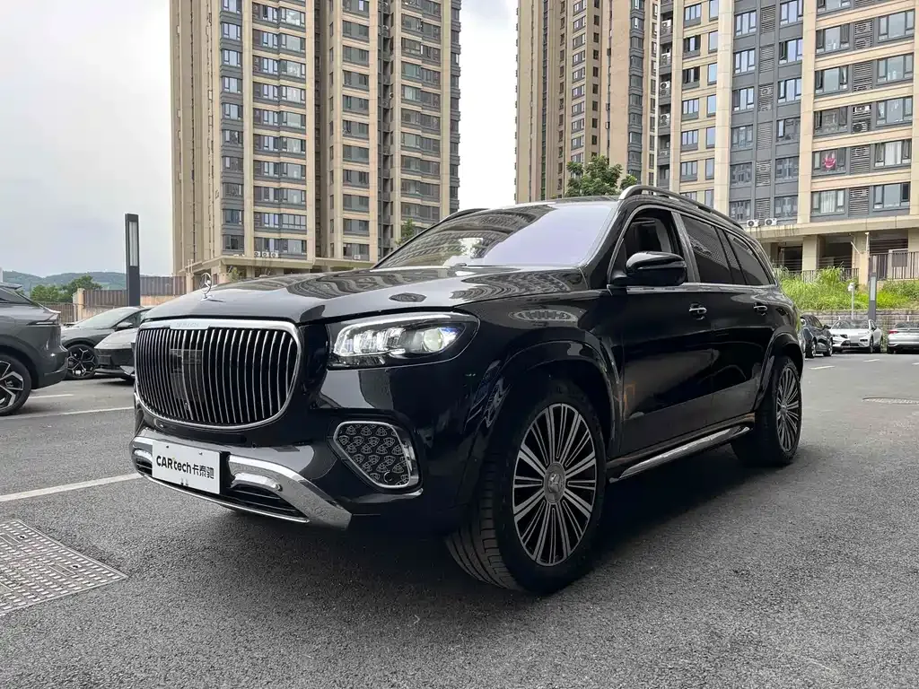 Mercedes-Benz GLS — фото 1
