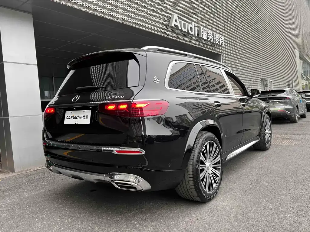Mercedes-Benz GLS — фото 5