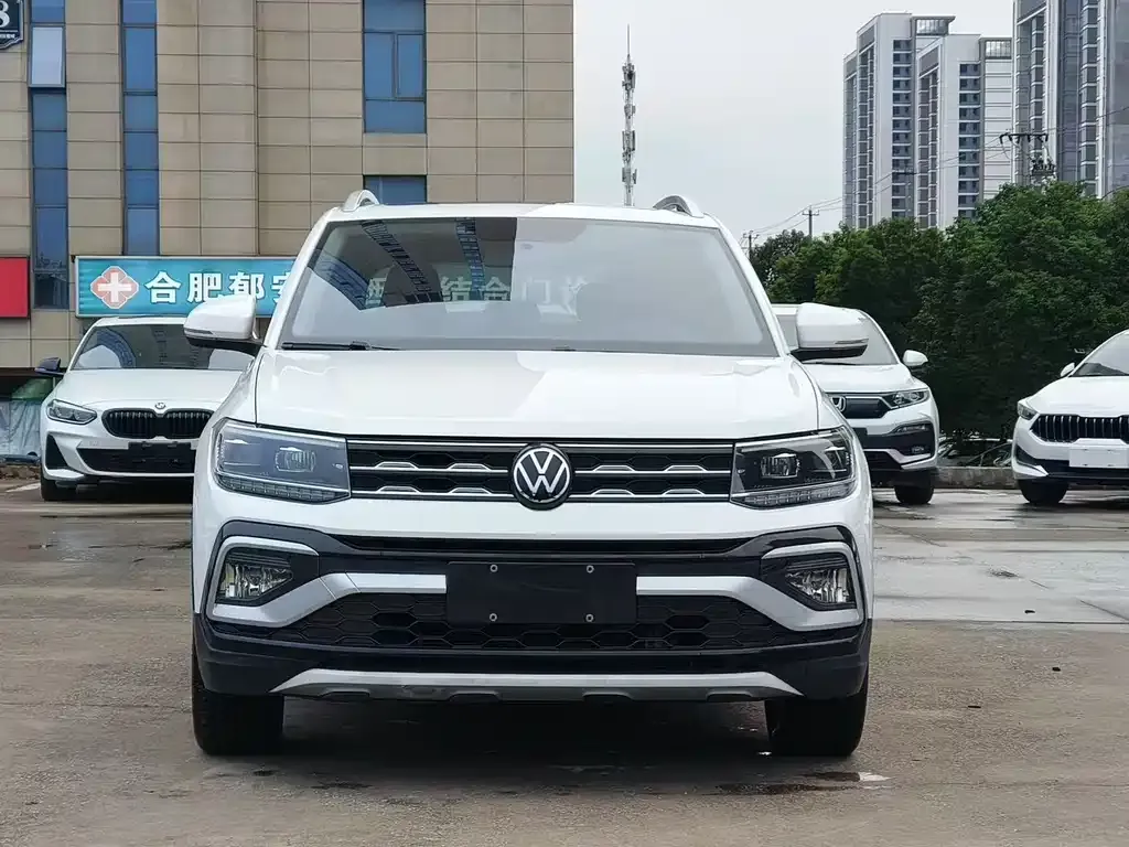 Volkswagen T-Cross — фото 2