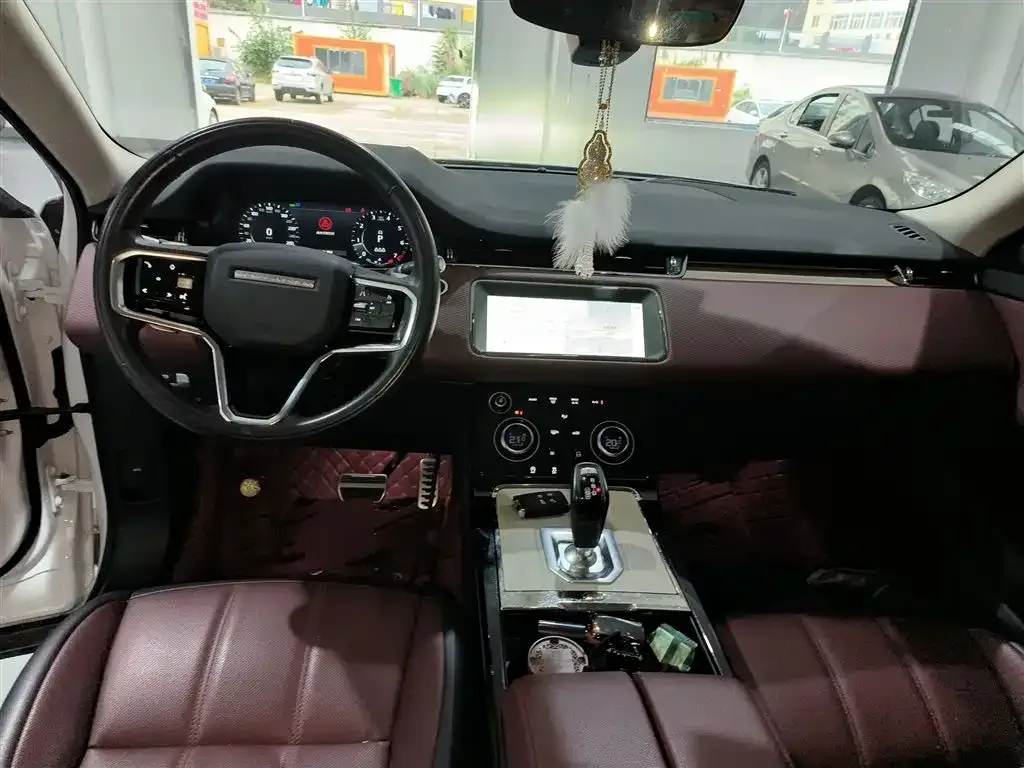 Land Rover Evoque — фото 10