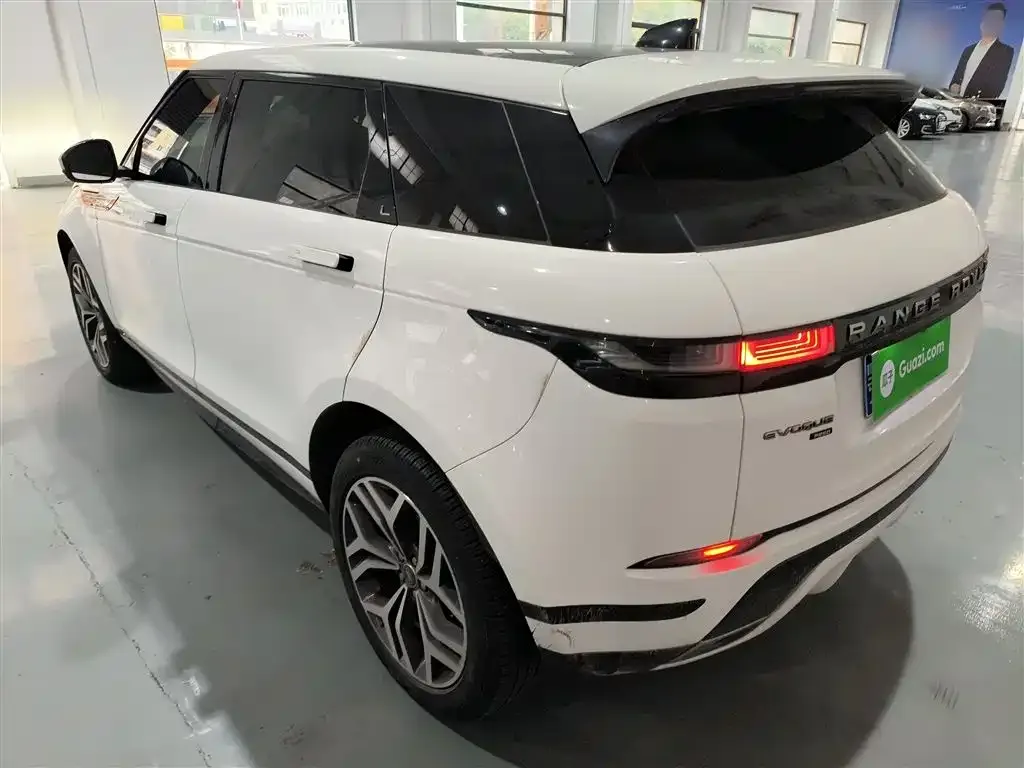 Land Rover Evoque — фото 5